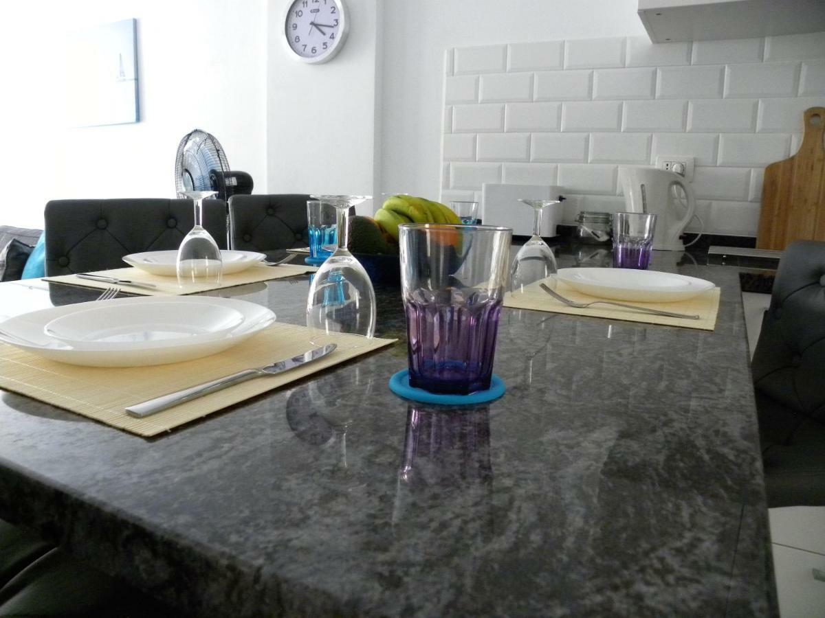 Ben'Sholidayflat Ideal For Families Groups And Couples Terrace Solarium Wi-Fi Netflix Smart Tv El Médano Екстериор снимка